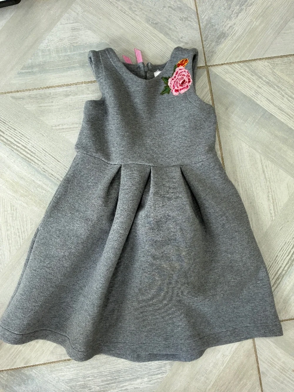 Hanna Andersson Girls Gray Knit Dress – Size 130 (7/8)